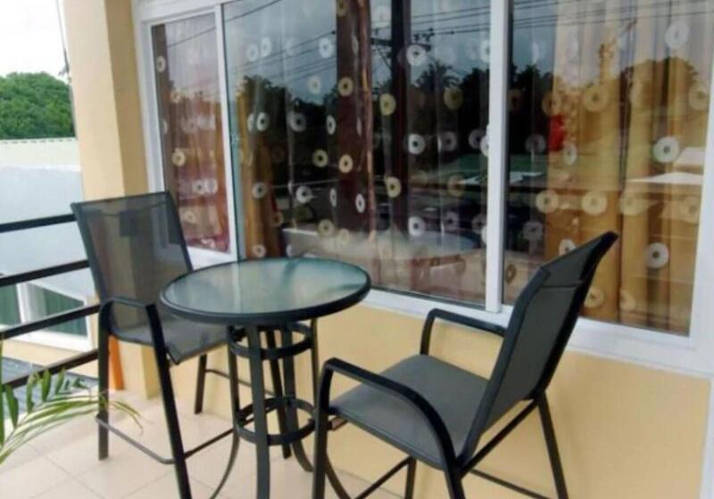 Fotos del hotel Jezami Hotel Tonga:  5