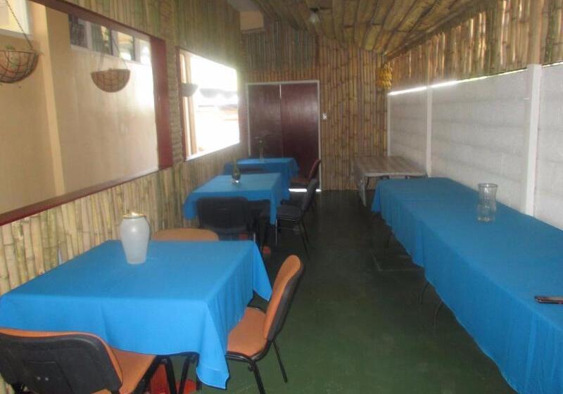 Fotos del hotel Jezami Hotel Tonga:  11