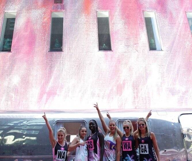 Fotos del hotel Notel:  7