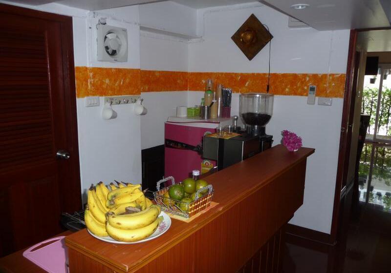 Fotos del hotel Room For You:  2