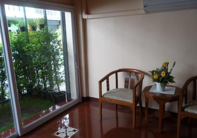 Fotos del hotel Room For You:  6