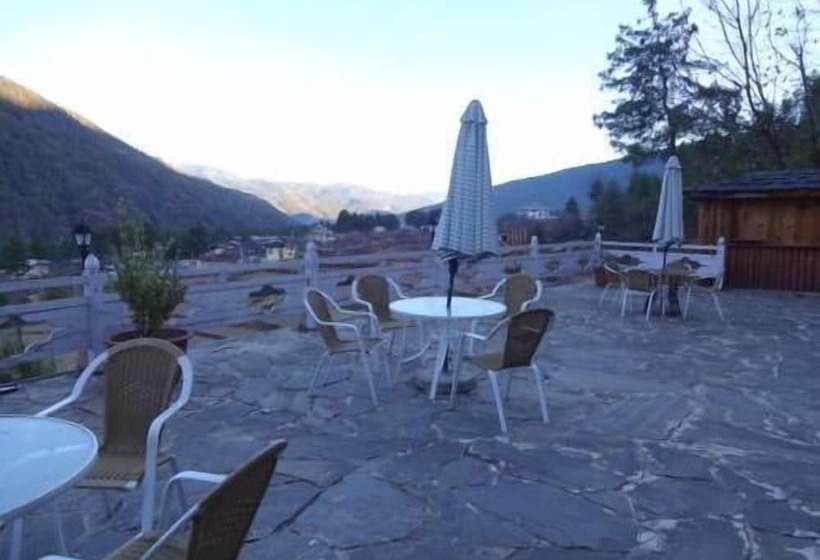 Fotos del hotel Tiger Nest Resort:  18