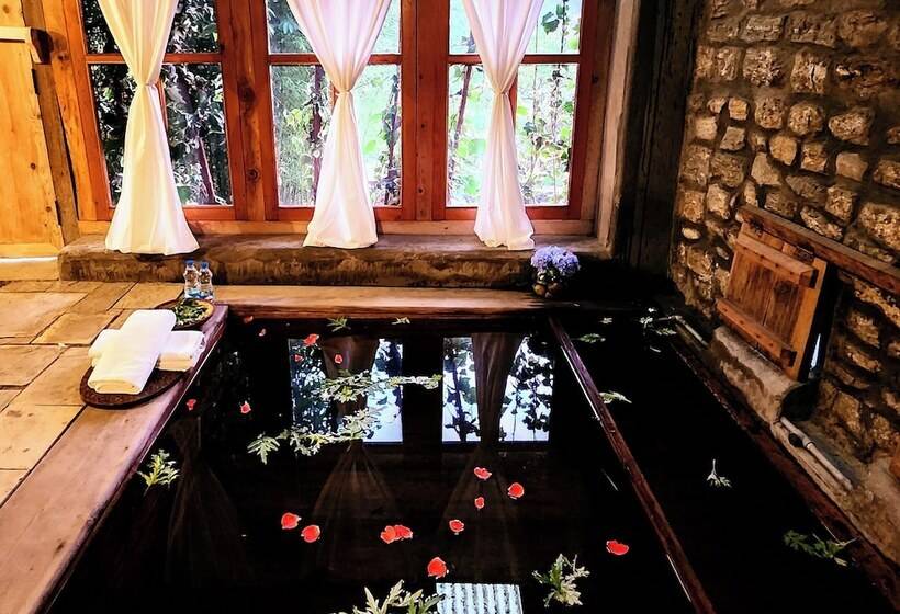 Fotos del hotel Tiger Nest Resort:  13