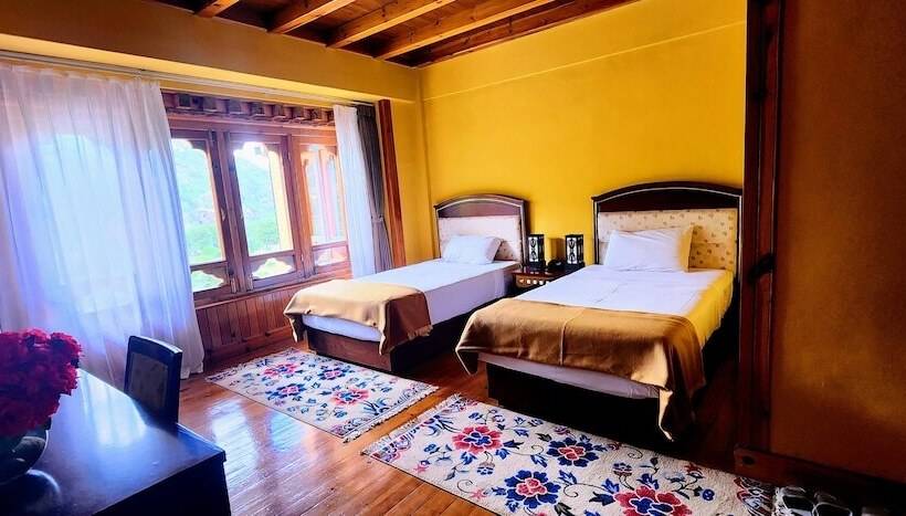 Fotos del hotel Tiger Nest Resort:  20