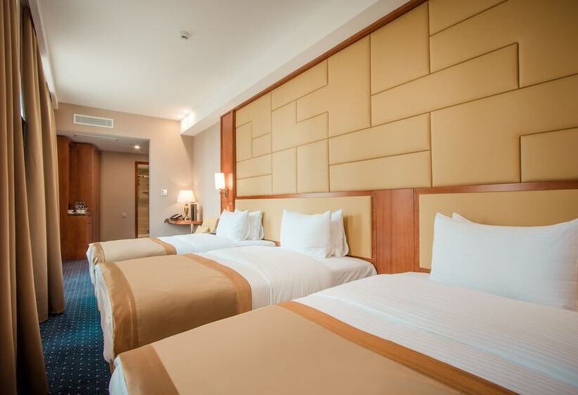 Fotos del hotel New Tiflis:  24