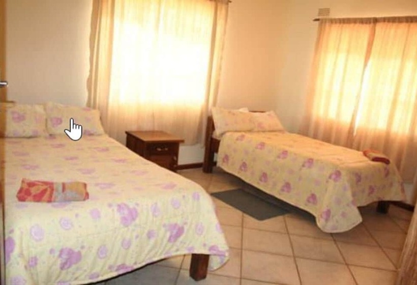 Fotos del hotel Kwesu Guest House:  3