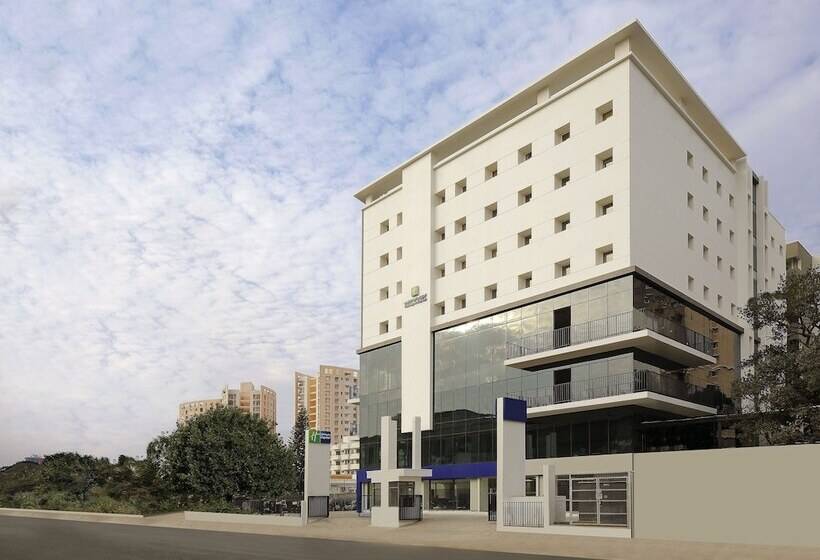 Fotos del hotel Holiday Inn Express Bengaluru Yeshwantpur, An Ihg:  15