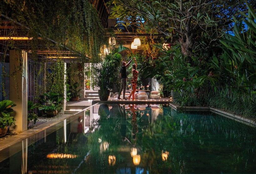 Fotos del hotel The Kemilau Hotel & Villa Canggu:  25