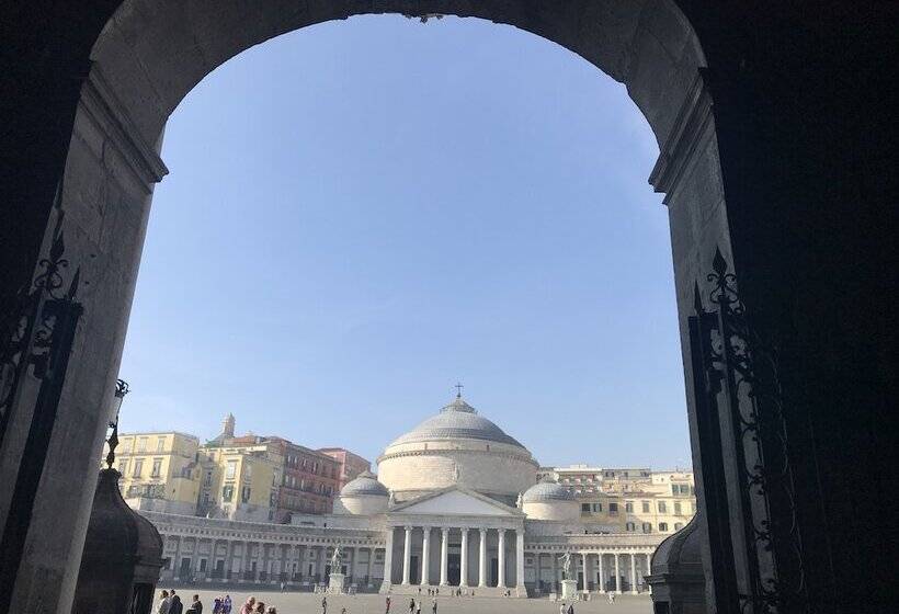 Caruso Place Boutique & Wellness Suites