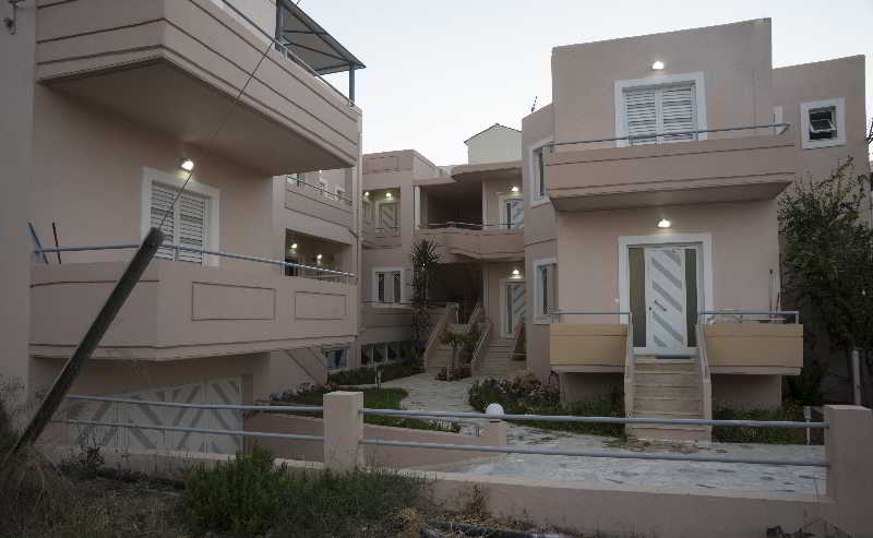 Elia Stalos Apartments