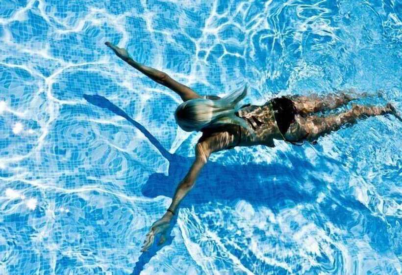 Fotos del hotel Reddoorz @ Padma Utara:  7