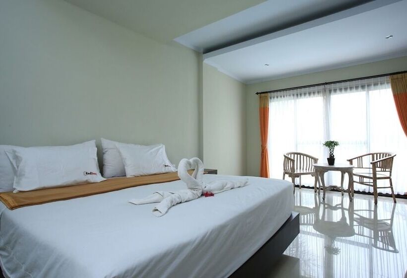 Fotos del hotel Reddoorz @ Padma Utara:  14