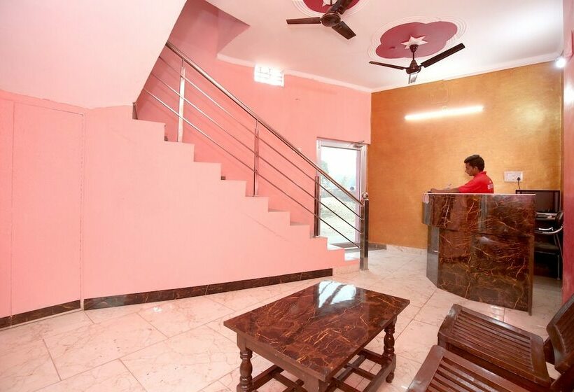 Fotos del hotel Oyo 10012 Hotel Pink City:  17