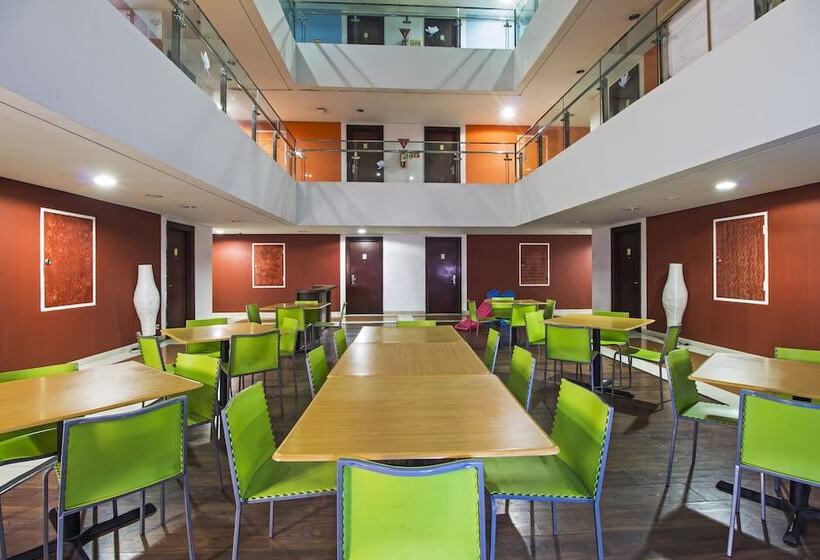 Fotos del hotel Reddoorz Plus Near Rs Pertamina:  10