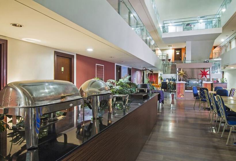 Fotos del hotel Reddoorz Plus Near Rs Pertamina:  13