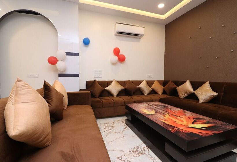 Fotos del hotel Check In Room Chuna Mandi:  14