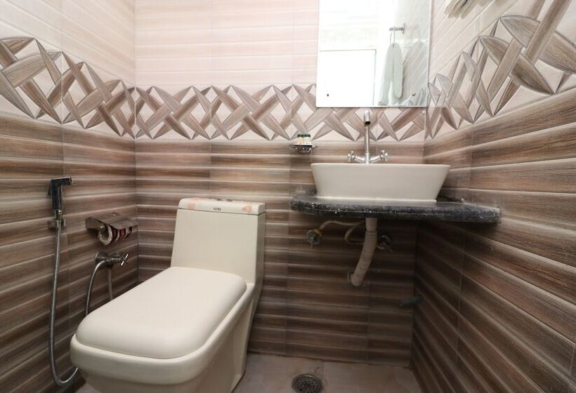 Fotos del hotel Check In Room Chuna Mandi:  18