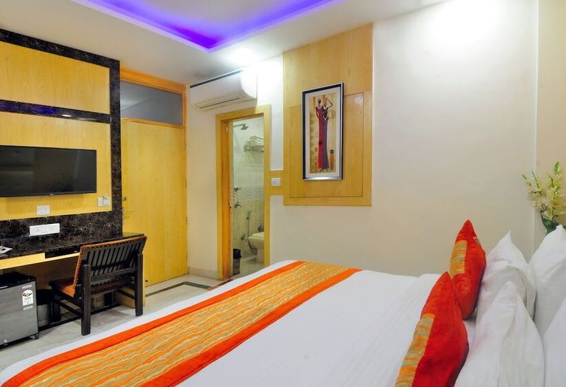 Fotos del hotel Check In Room Chuna Mandi:  15