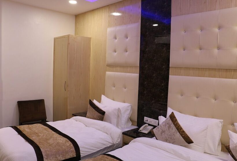 Fotos del hotel Check In Room Chuna Mandi:  13