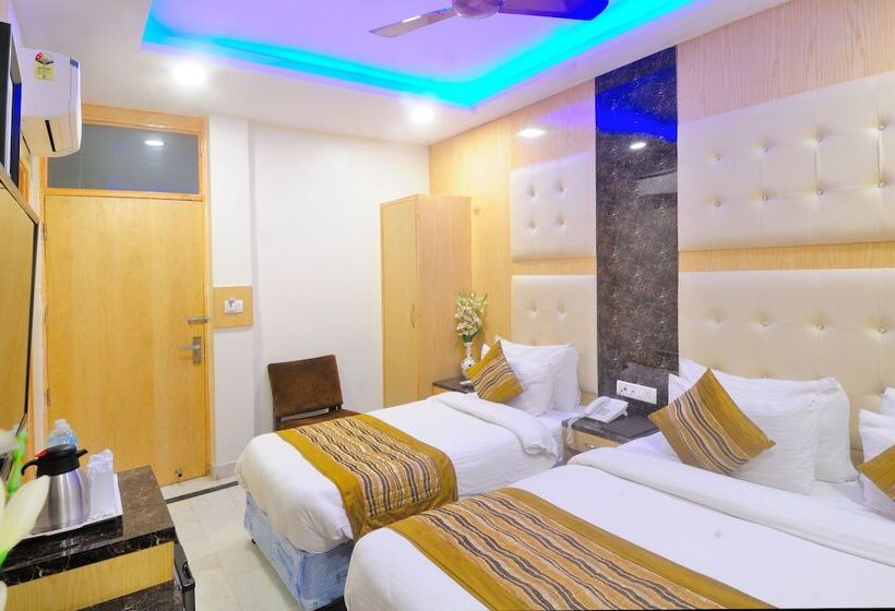 Fotos del hotel Check In Room Chuna Mandi:  2