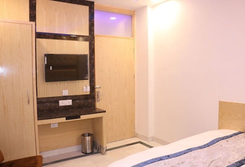 Fotos del hotel Check In Room Chuna Mandi:  20