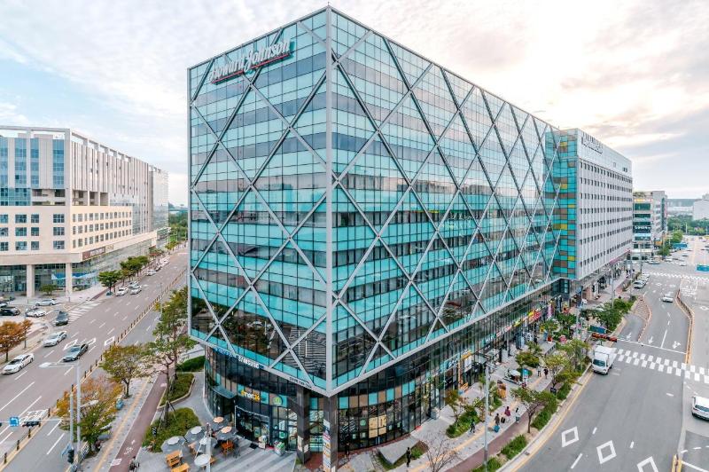 Howard Johnson By Wyndham Incheon Airport