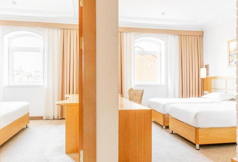 Fotos del hotel Praga:  4