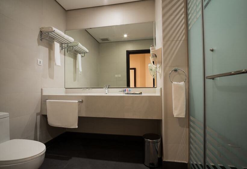 Fotos del hotel Naviti By Warwick Dammam:  4