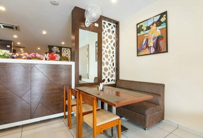 Fotos del hotel Capital O 28398 Mysore Gate:  6