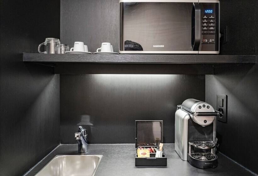 Fotos del hotel Nash Suites Airport:  21