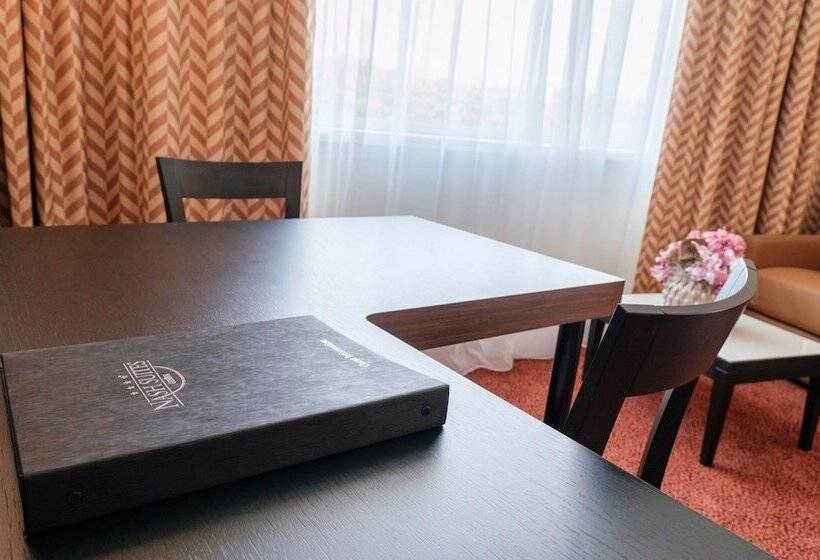 Fotos del hotel Nash Suites Airport:  22