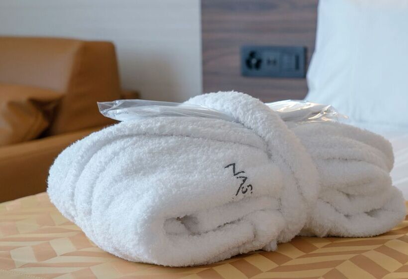 Fotos del hotel Nash Suites Airport:  16