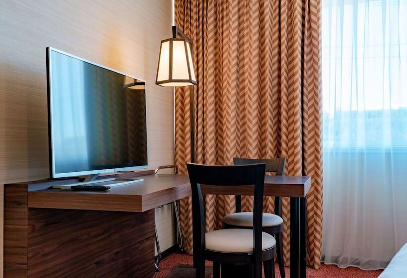 Fotos del hotel Nash Suites Airport:  20