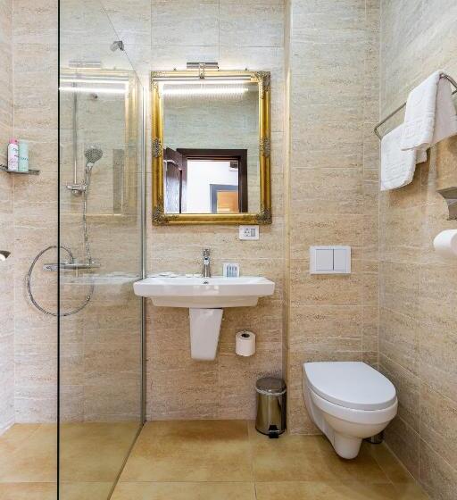 Fotos del hotel Poet Palace Bucharest:  2