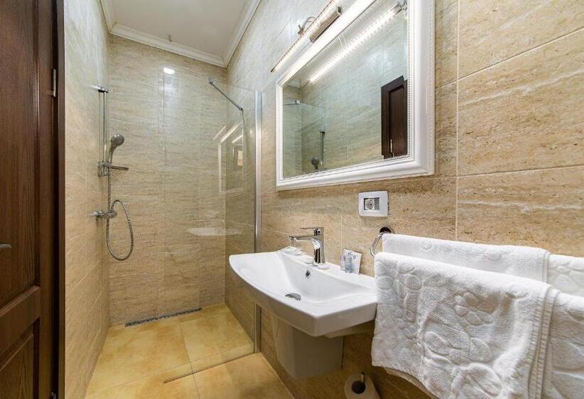 Fotos del hotel Poet Palace Bucharest:  6