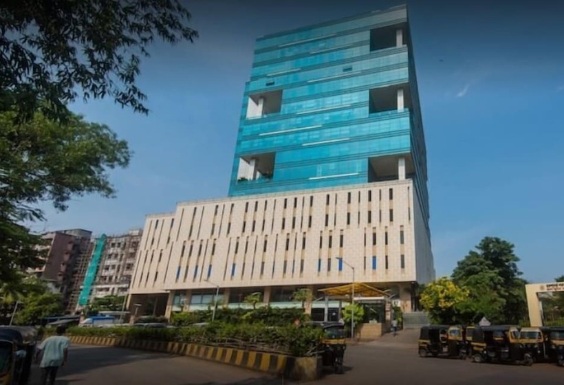 Fotos del hotel Capital O 22120 Hotel Universal Garden:  2