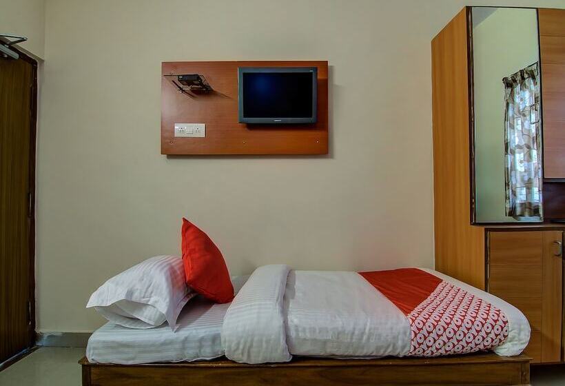 Fotos del hotel Oyo 15019 Savera Function Hall:  17