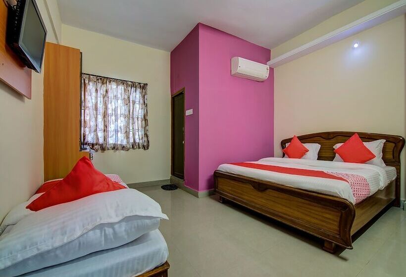 Fotos del hotel Oyo 15019 Savera Function Hall:  10