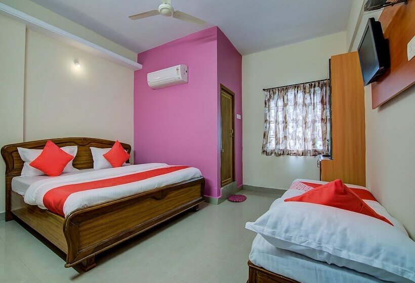 Fotos del hotel Oyo 15019 Savera Function Hall:  8