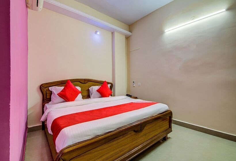 Fotos del hotel Oyo 15019 Savera Function Hall:  9