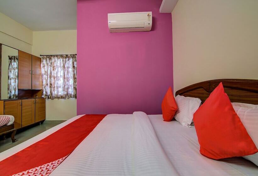 Fotos del hotel Oyo 15019 Savera Function Hall:  7