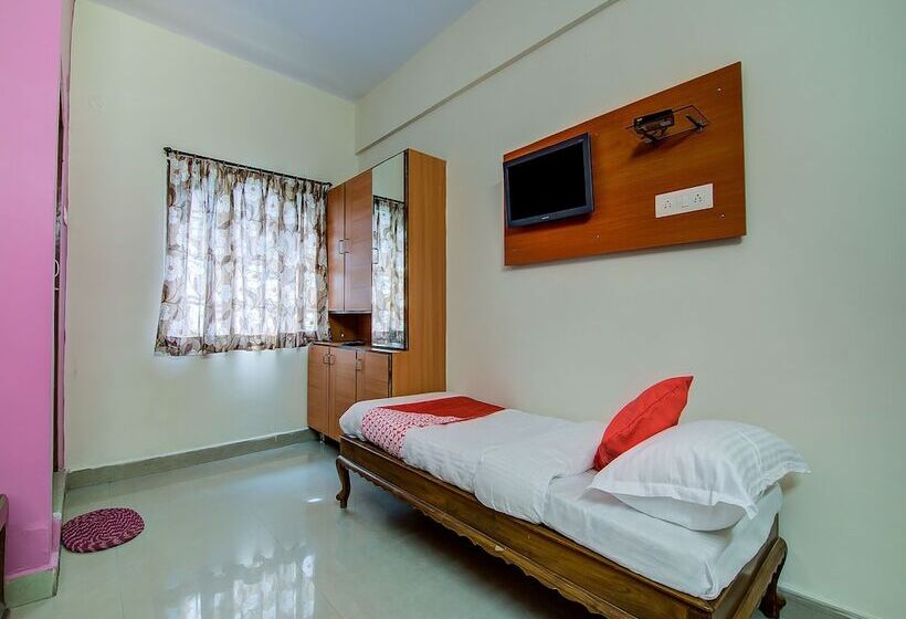 Fotos del hotel Oyo 15019 Savera Function Hall:  6