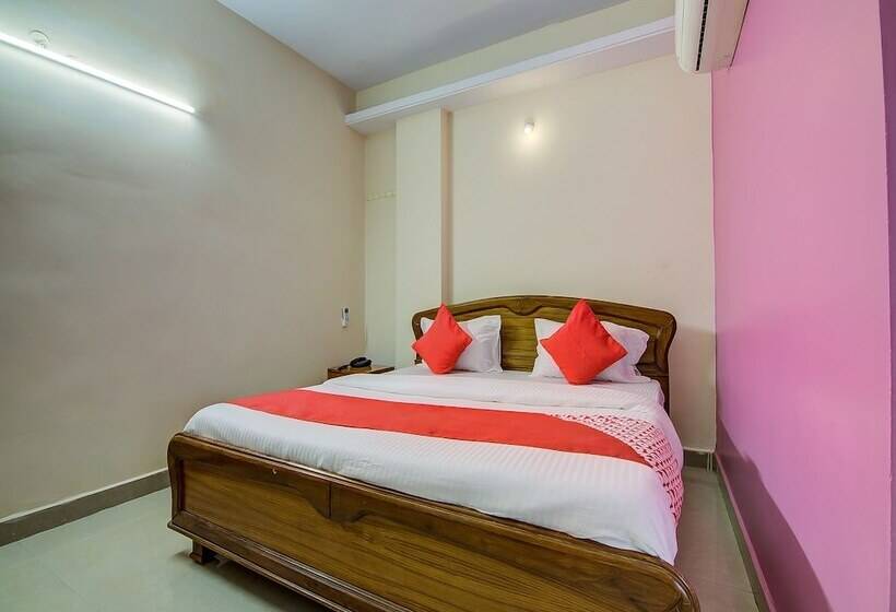 Fotos del hotel Oyo 15019 Savera Function Hall:  12