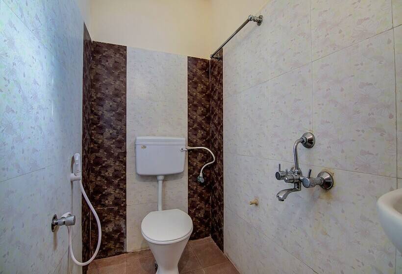 Fotos del hotel Oyo 15019 Savera Function Hall:  2