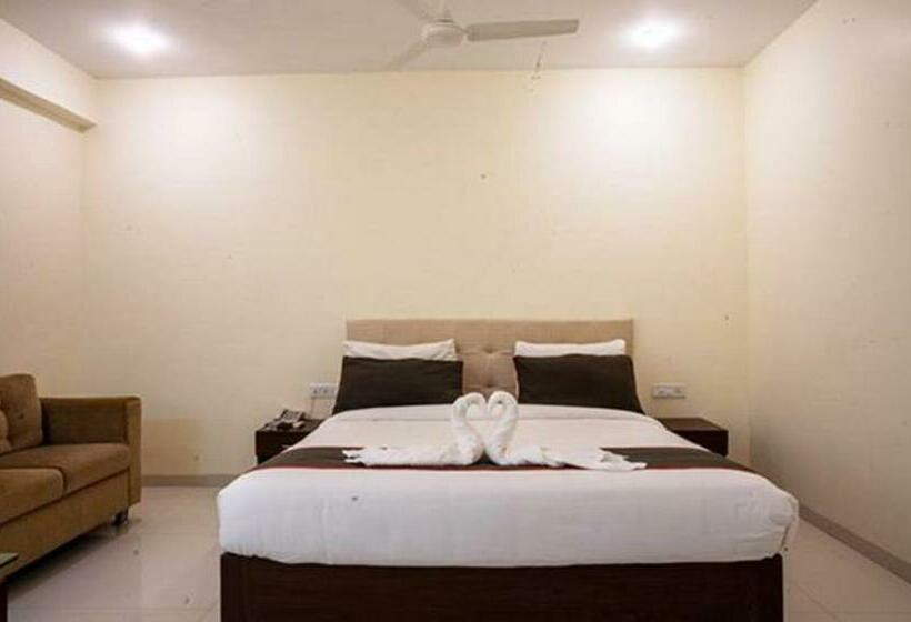 Capital O 16971 Hotel Lorven