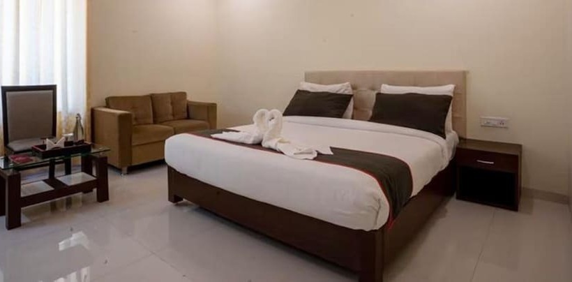 Fotos del hotel Capital O 16971 Hotel Lorven:  13