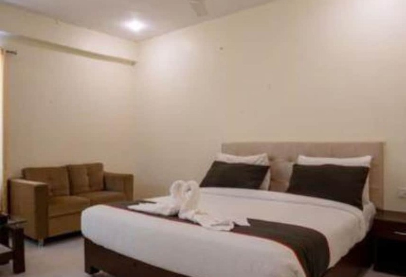 Fotos del hotel Capital O 16971 Hotel Lorven:  12