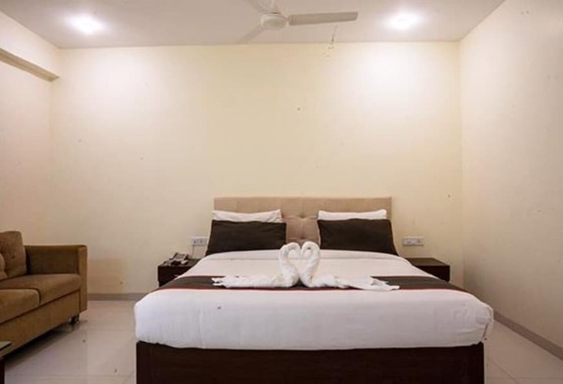 Fotos del hotel Capital O 16971 Hotel Lorven:  8