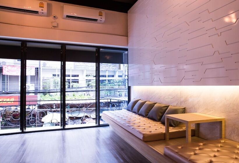 Fotos del hotel Bed Box Khaosarn Hostel:  24