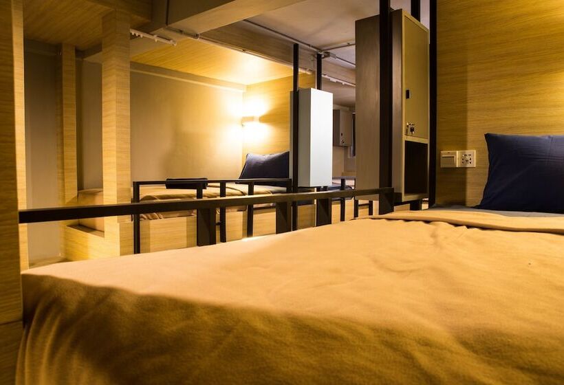 Fotos del hotel Bed Box Khaosarn Hostel:  8